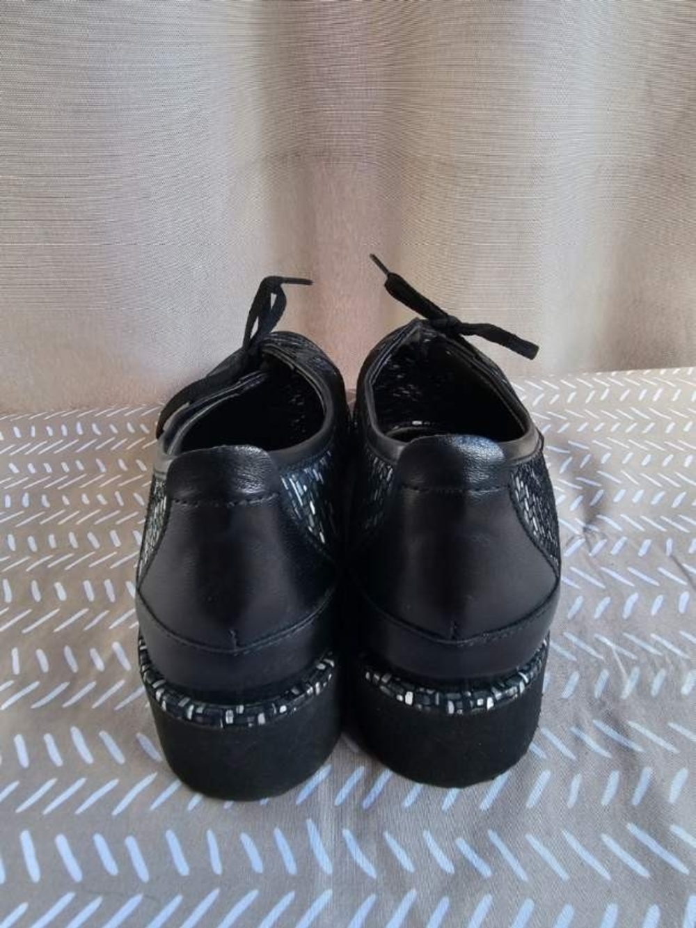 Ron White NEW leather Black Metallic Woven Lace-Up Sneakers - Picture 3 of 6